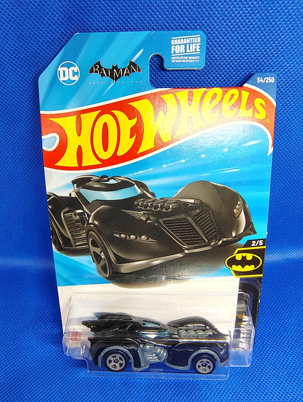 Hot Wheels Batman: Arkham Asylum Batmobile